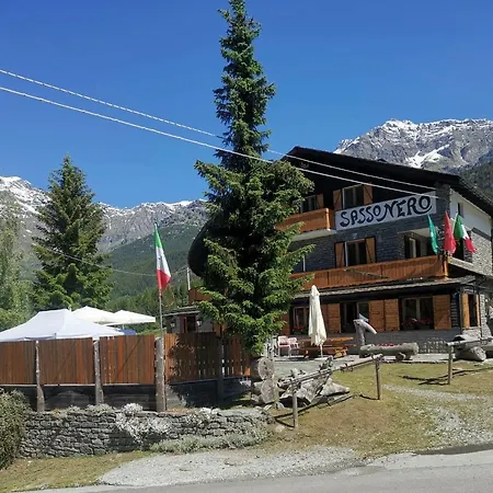 Hotel Sasso Nero Chiesa in Valmalenco