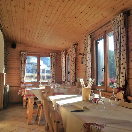 Sasso Nero Hotel *