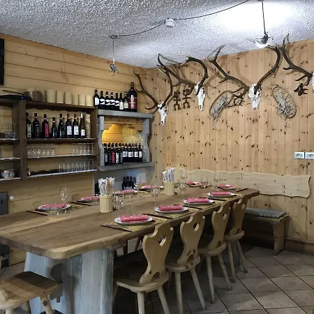 Sasso Nero Hotel Chiesa in Valmalenco